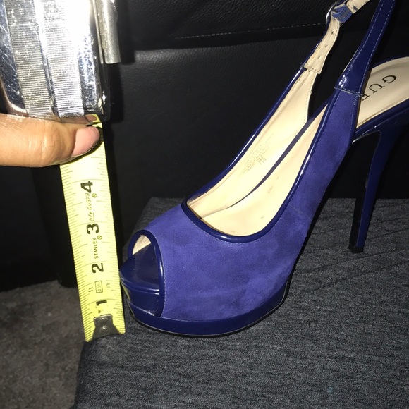 Beautiful Suede Guess Heels - Picture 6 of 6